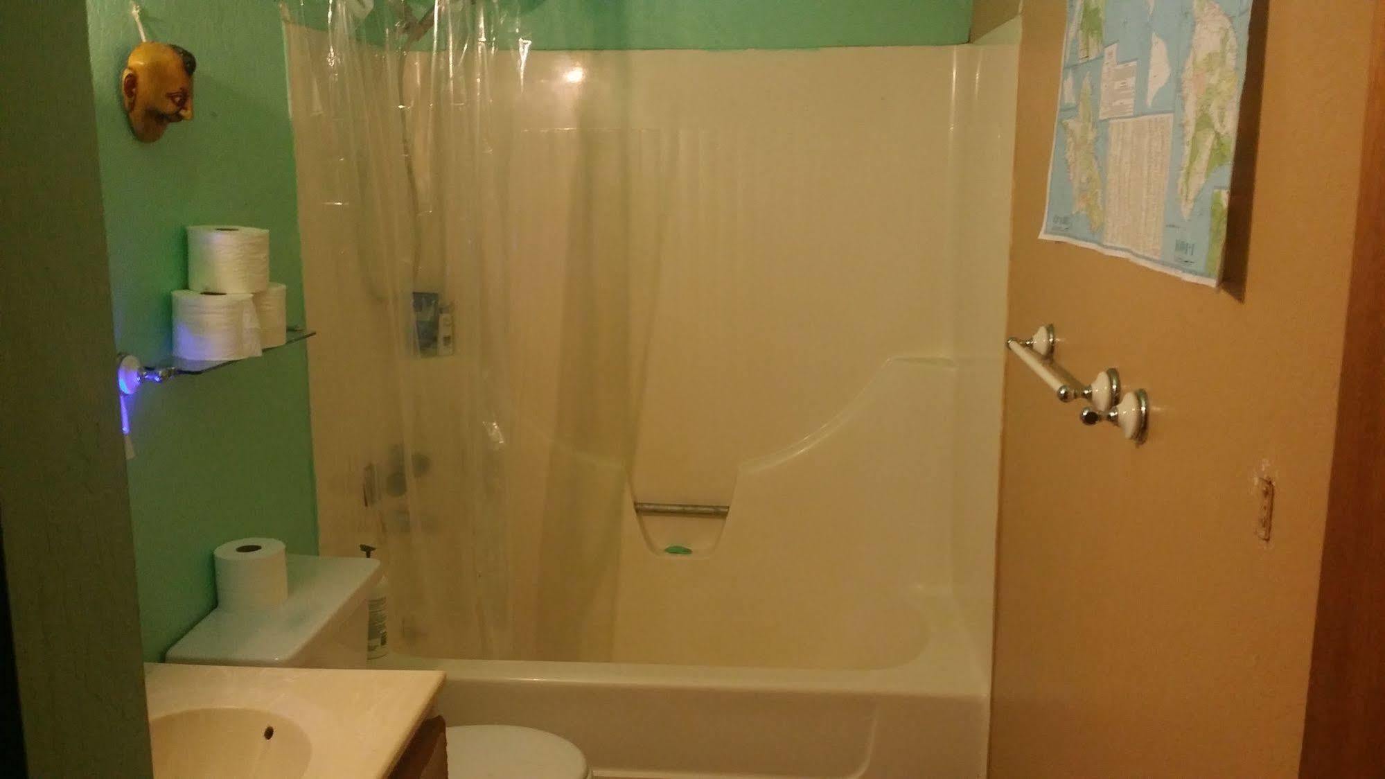 Hale Hale Hostel Pahoa Экстерьер фото